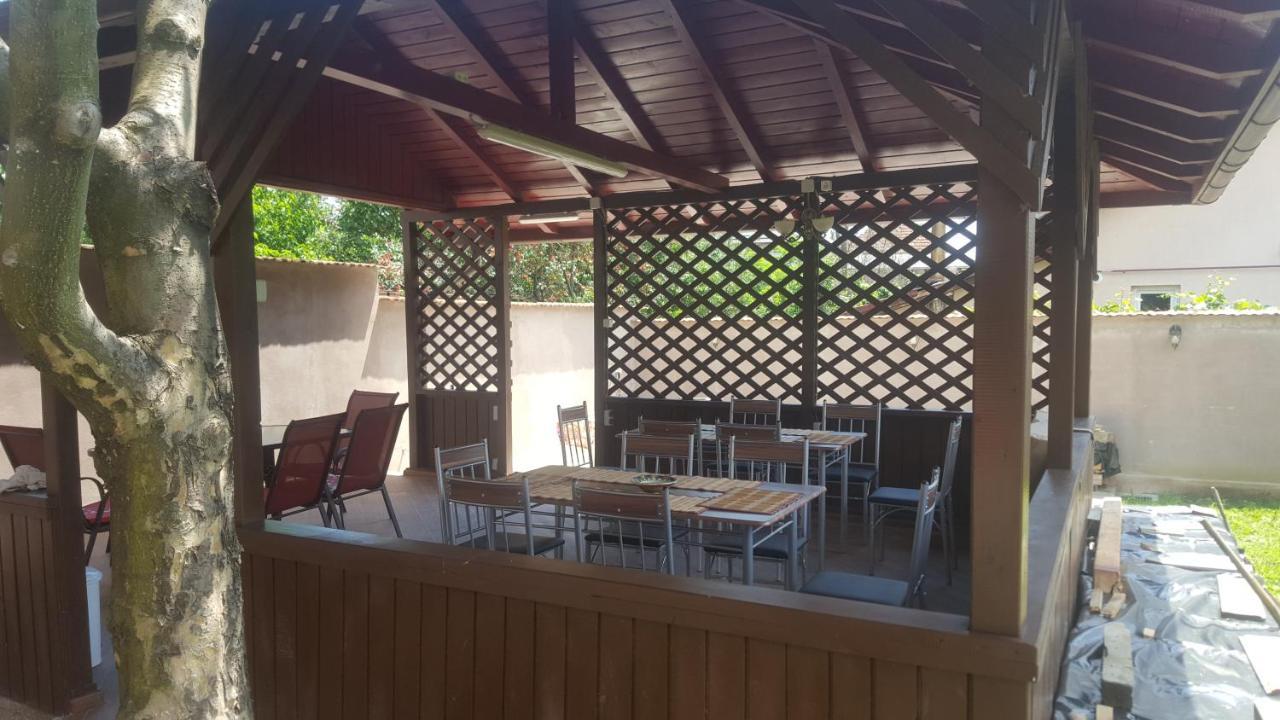 Vila Alex Calimanesti Exterior foto